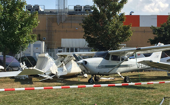 На аэрошоу в Германии столкнулись два легкомоторных самолета