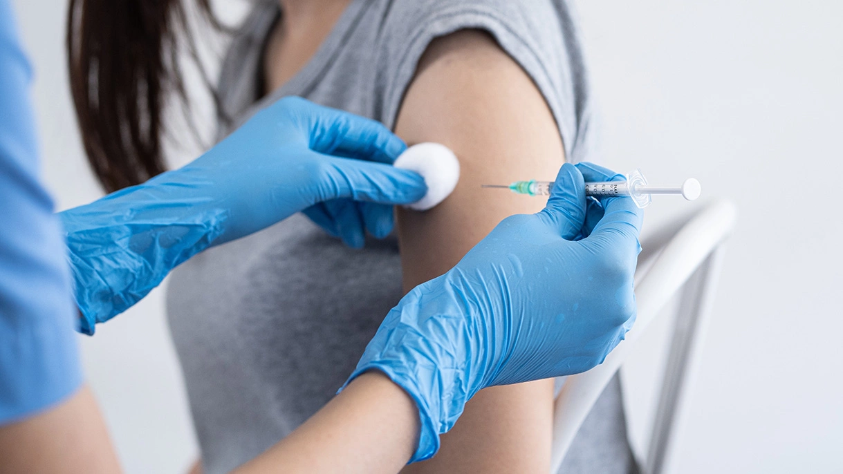 В Роспотребнадзоре рассказали, кому необходима вакцина от краснухи