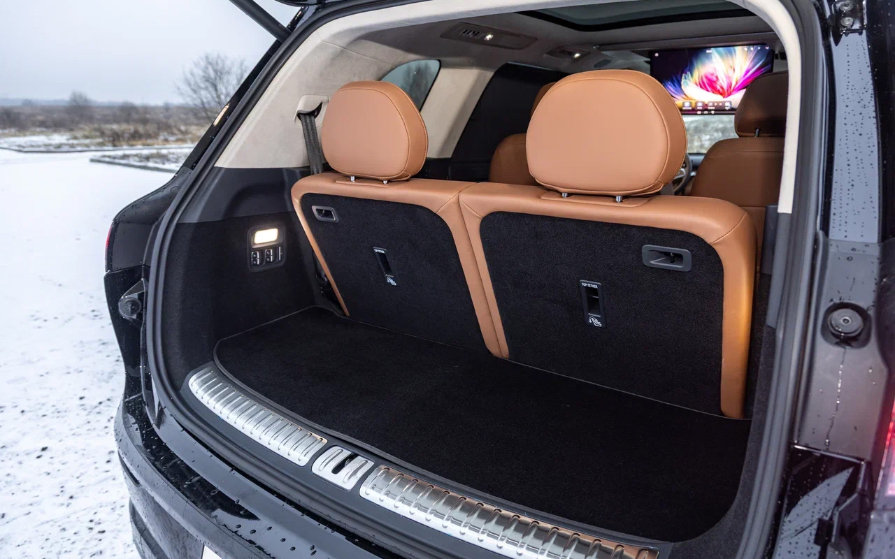 Сиденья третьего ряда в Voyah Taishan&nbsp;&mdash; раздельные, с электрическими приводами&nbsp;