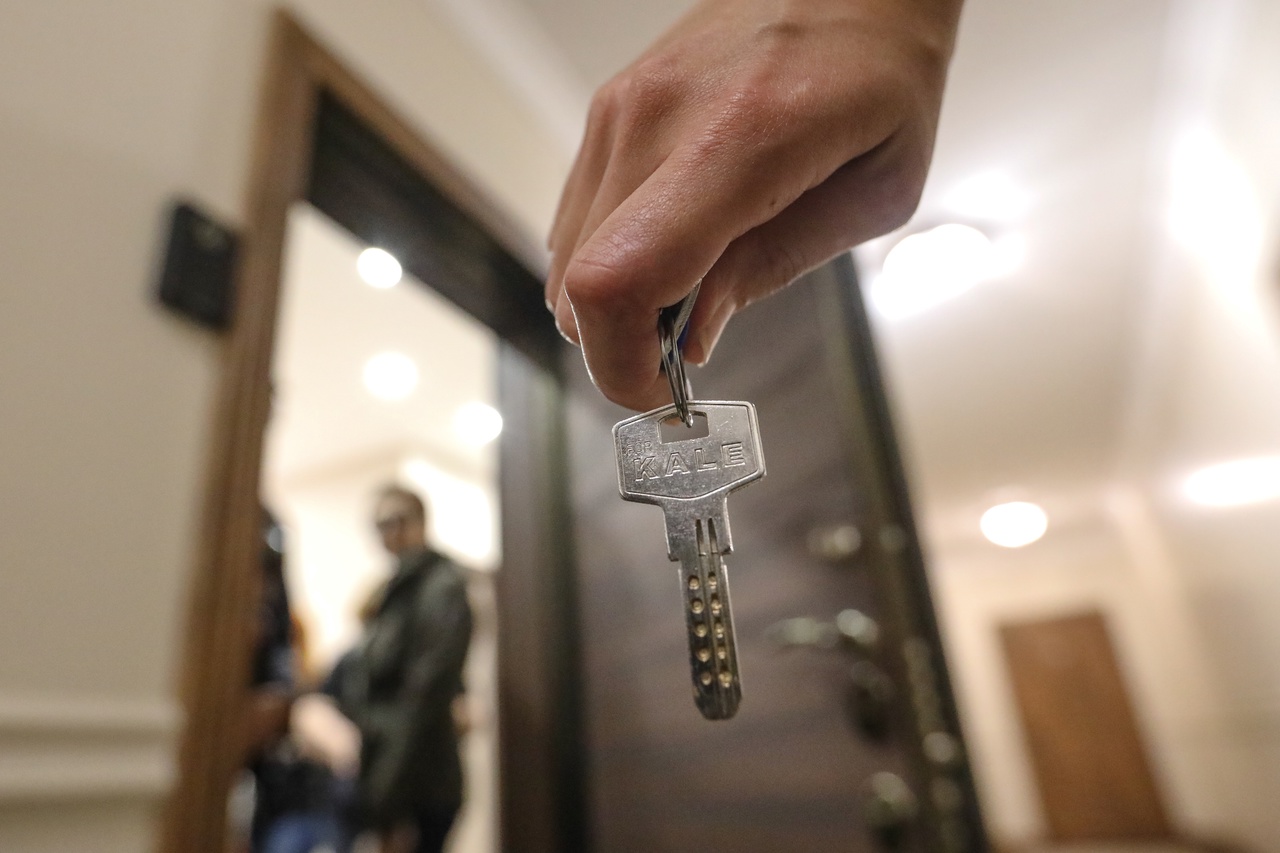 Спрос на арендуемое жилье упал за квартал на 22%