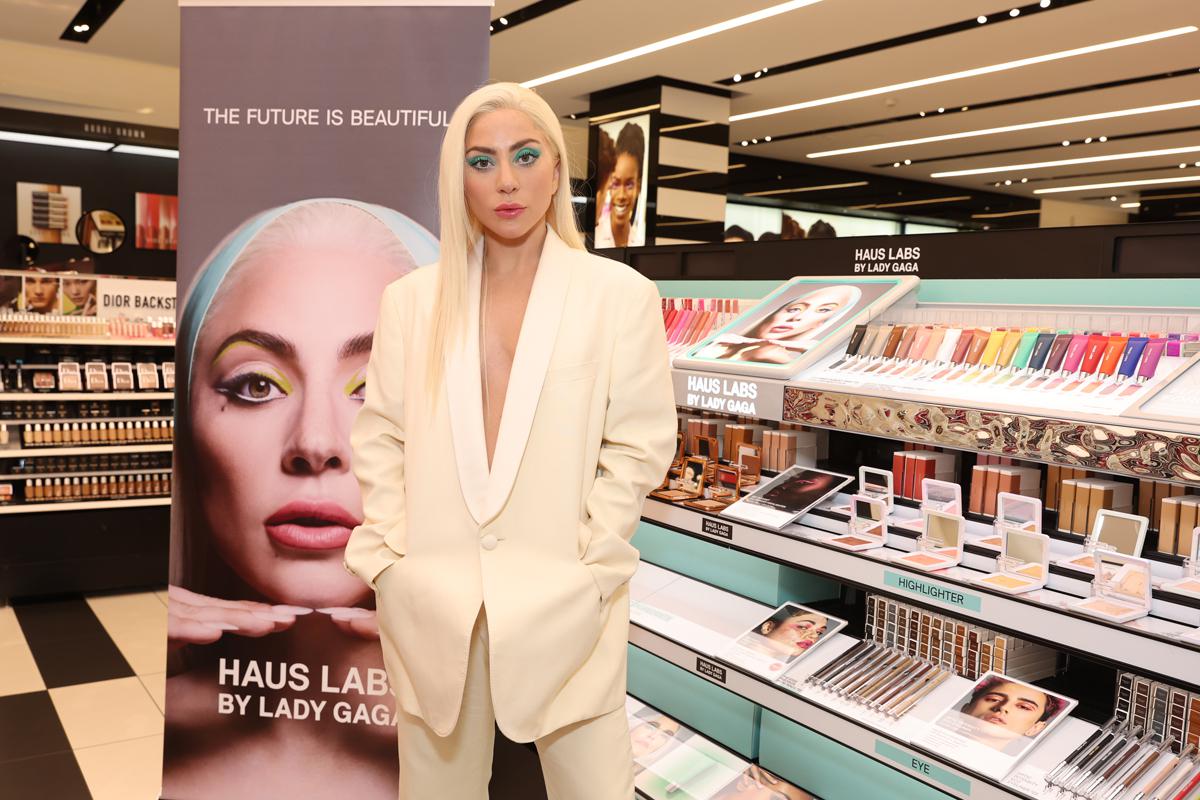 Леди Гага на запуске Haus Labs в магазине Sephora Westfield Century City. Лос-Анджелес, 2022 год