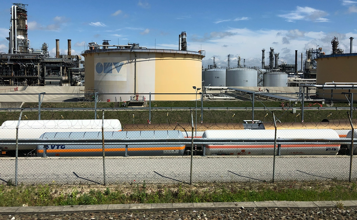 AliveGK / Shutterstock