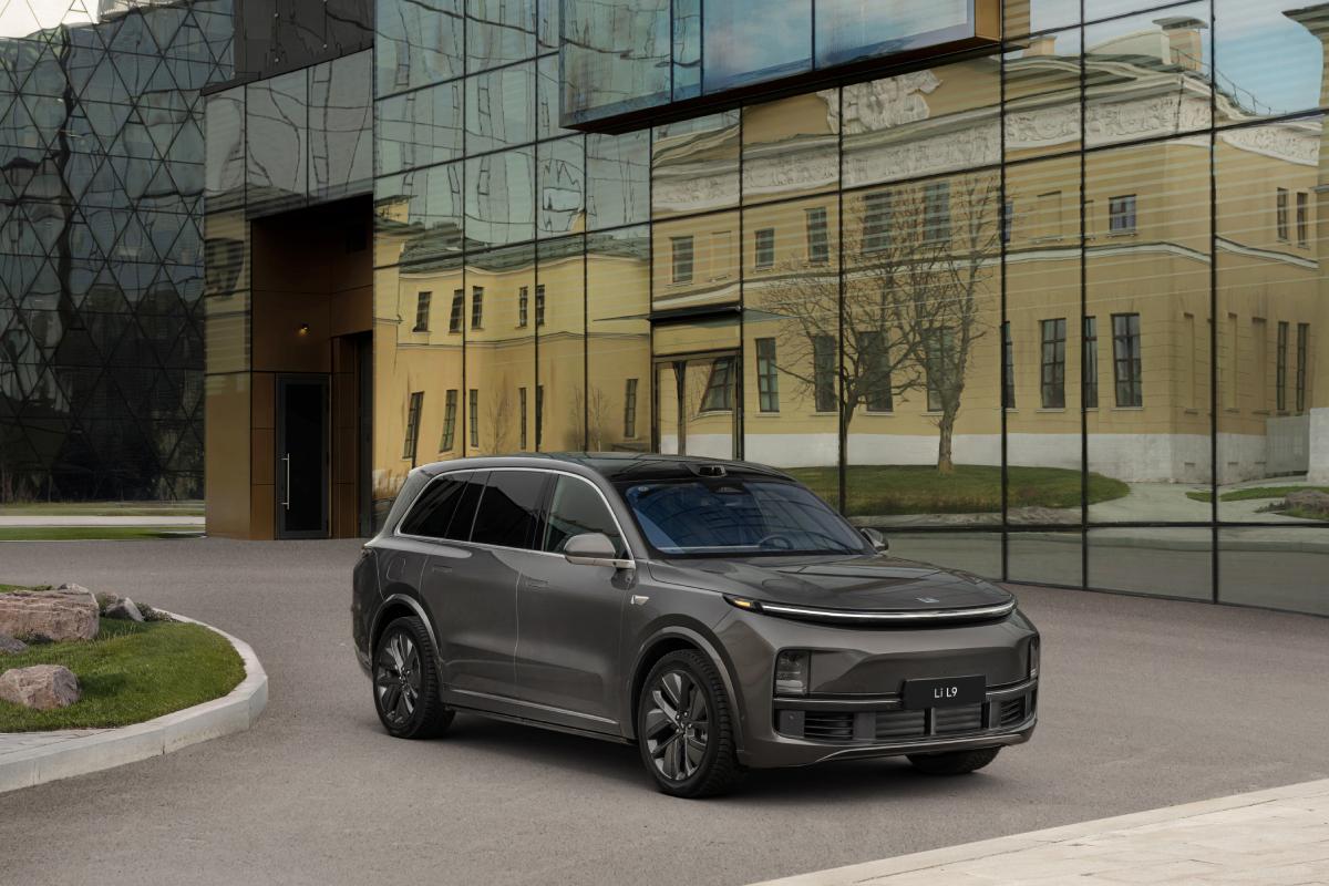 Автомобиль Li Auto L9