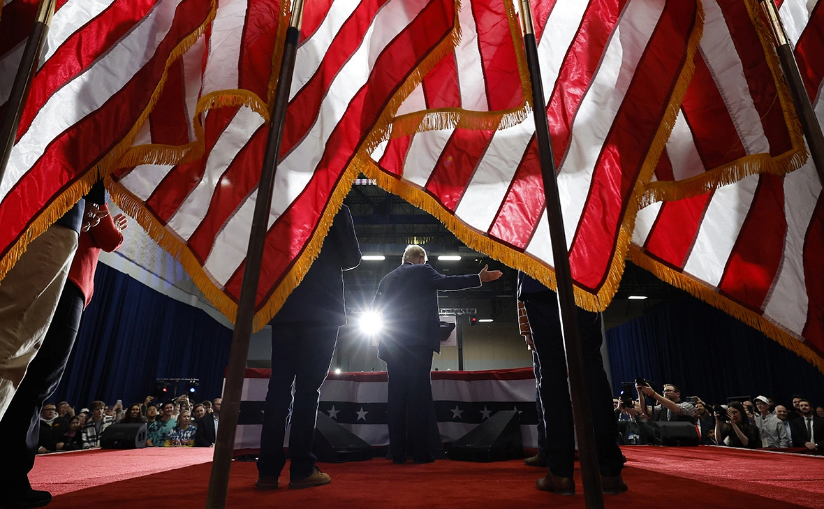 Chip Somodevilla / Getty Images