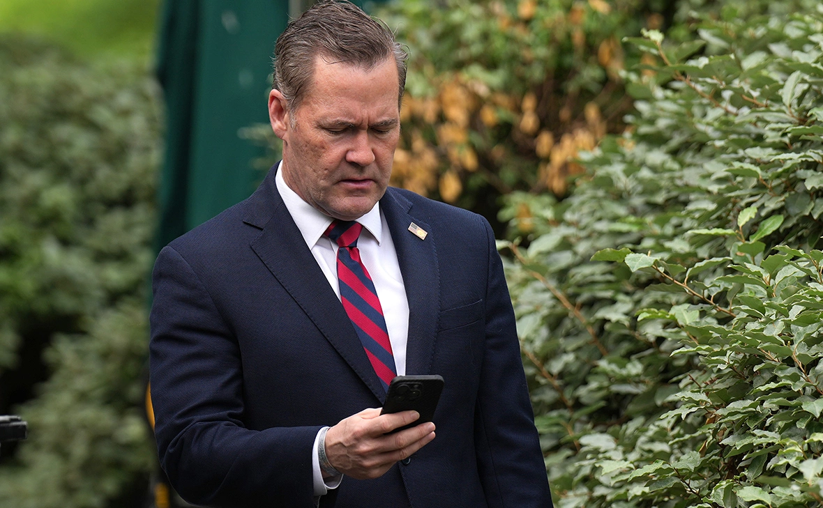 Andrew Harnik / Getty Images