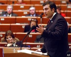 М.Саакашвили обстреляли и не пустили в Аджарию