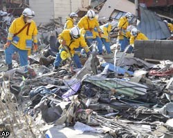 Власти Японии не в силах похоронить жертв землетрясения