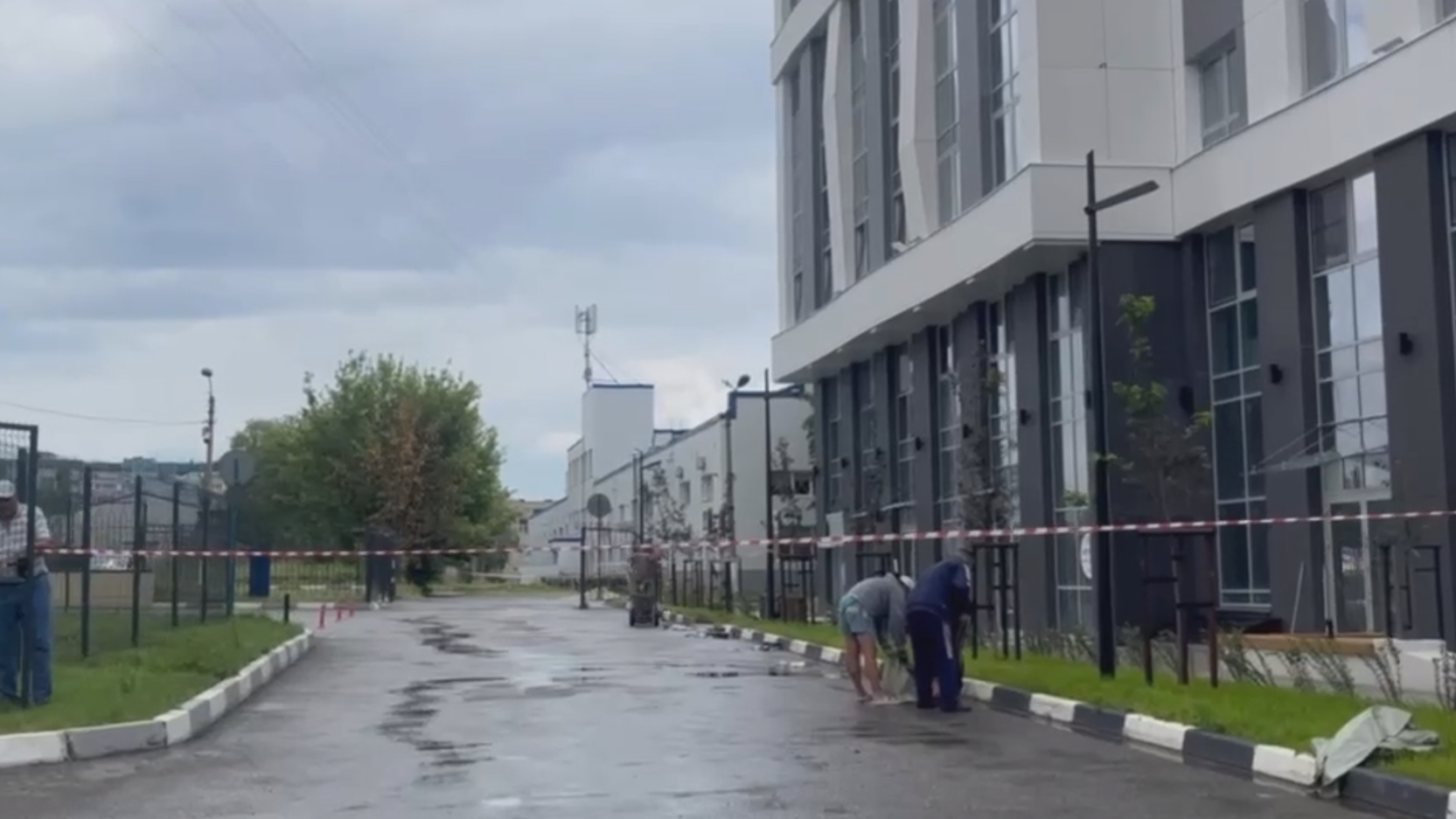 Мэр Белгорода показал последствия ночной атаки беспилотников
