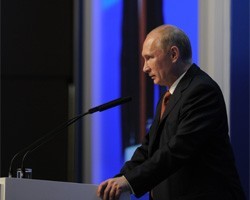 В.Путин: Если Газпром выделит транспорт в отдельную составляющую, она умрет