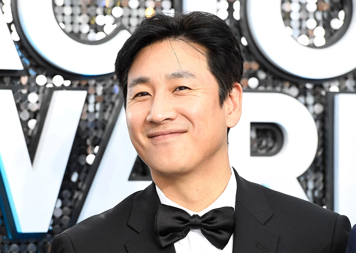 <p>Ли Сон Гюн на 26-й церемонии вручения премии Гильдии киноактеров в США в январе 2020 года</p>