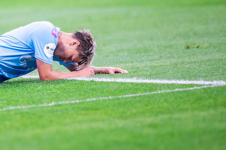 Полузащитник «Зенита» Андрей Мостовой во время матча, август 2025 года