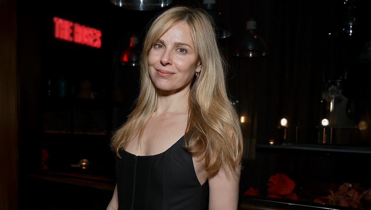 Актриса из «Очень странных дел» запустила собственный бренд вина