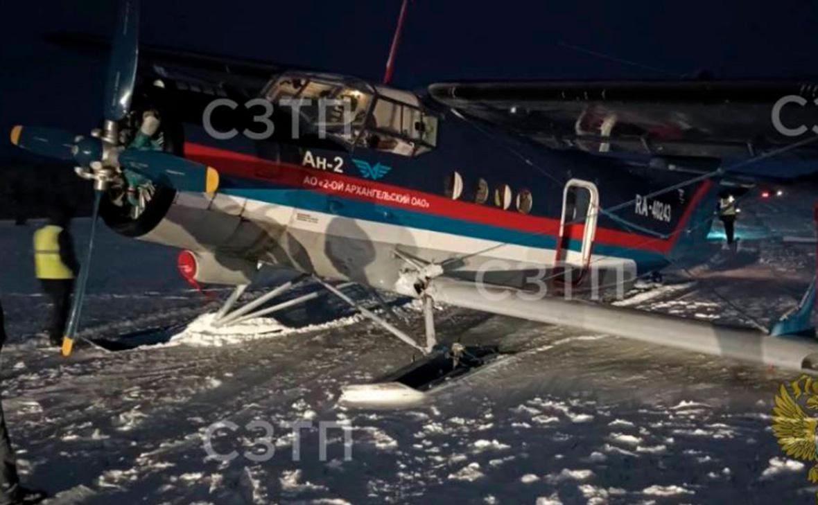 Самолет Ан-2 совершил жесткую посадку в Архангельской области