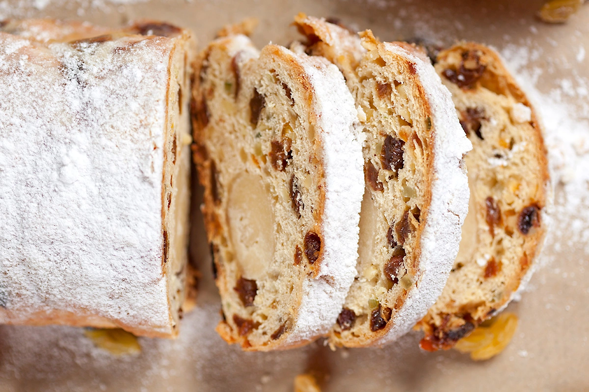 Более нежный и мягкий по текстуре вариант рождественского пирога