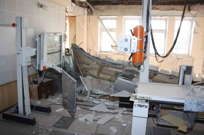 Взрыв в больнице на Украине: обрушилось несколько этажей 