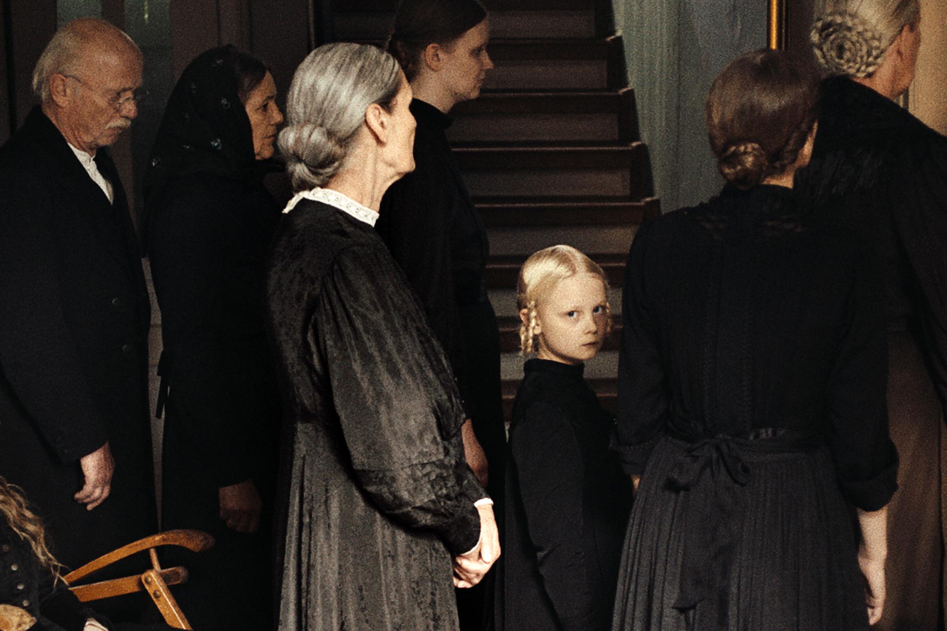 Кадр из фильма &laquo;Звук падения&raquo;