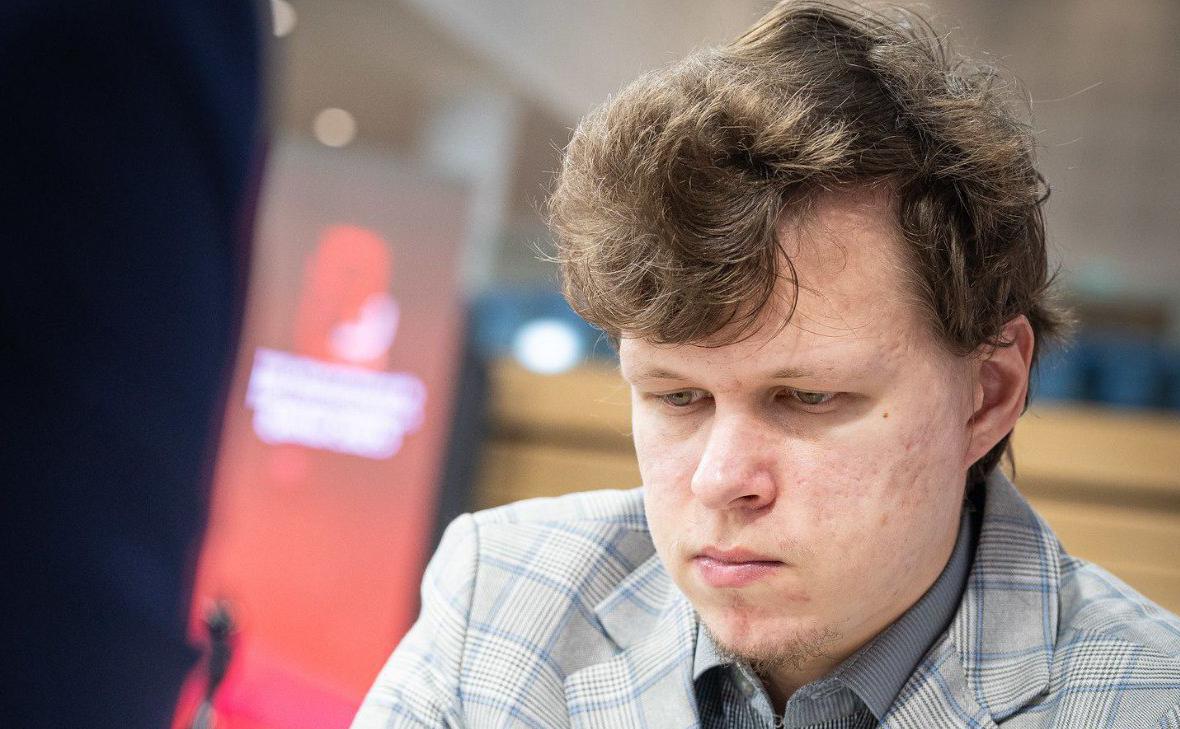 Владислав Артемьев