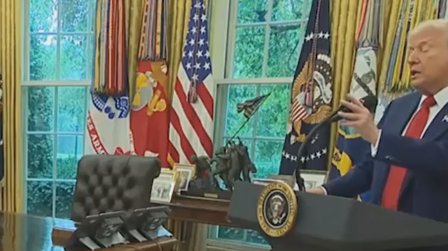 Трамп заявил, что ему нужно две недели на прояснение ситуации с Украиной