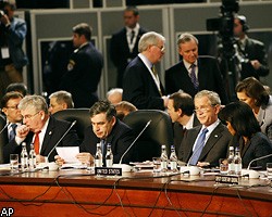 НАТО предложило России подумать о создании трехсторонней ПРО