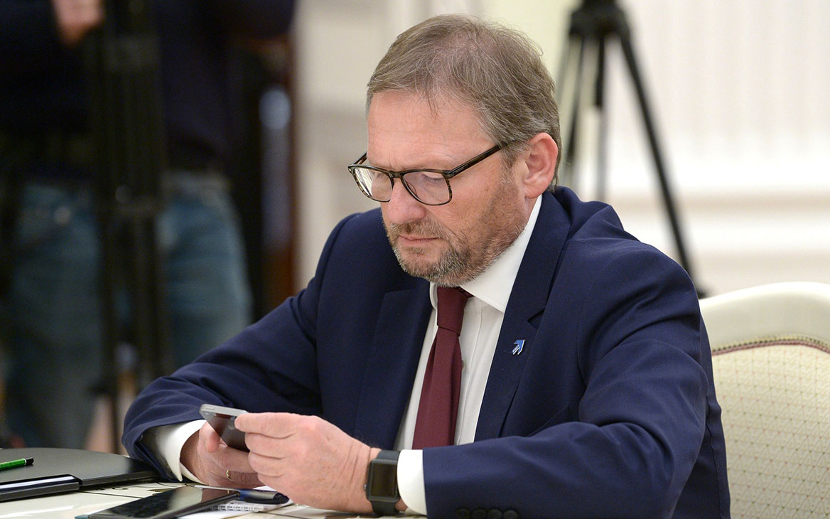 Титов предложил Верховному суду ускорить цифровизацию всех судов