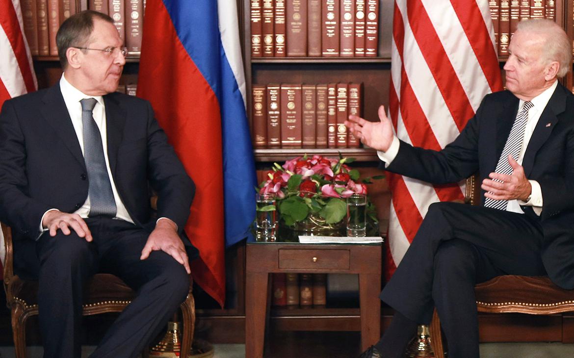 Белый дом исключил встречу Байдена с Лавровым на саммите G20