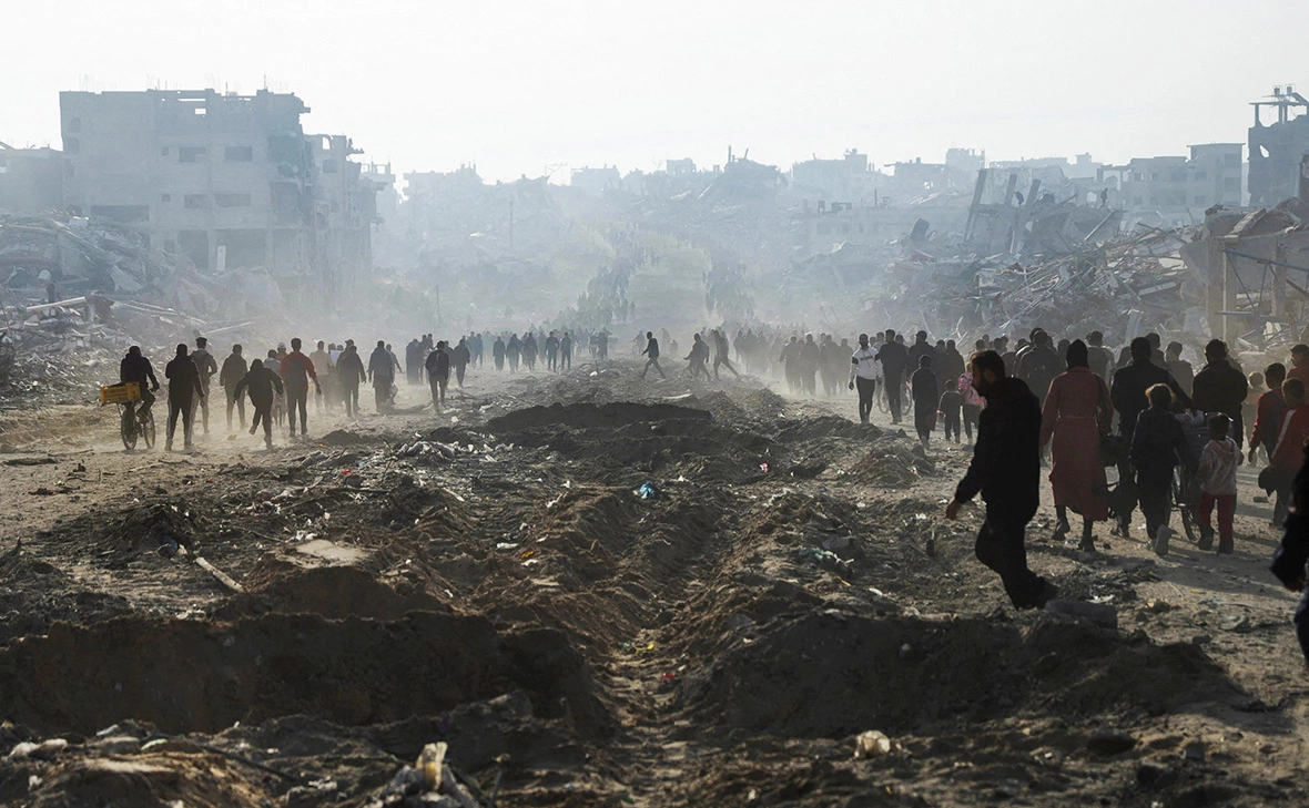 Khalil Ramzi / Reuters