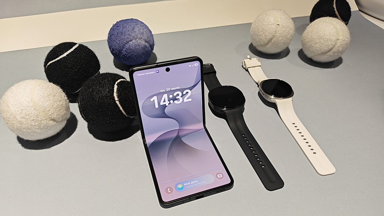 Как выглядят три новых складных смартфона Samsung. Видео