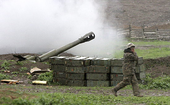 Артиллерийская позиция в&nbsp;зоне карабахского конфликта
