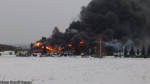 Под Красноярском огонь уничтожил аэропорт