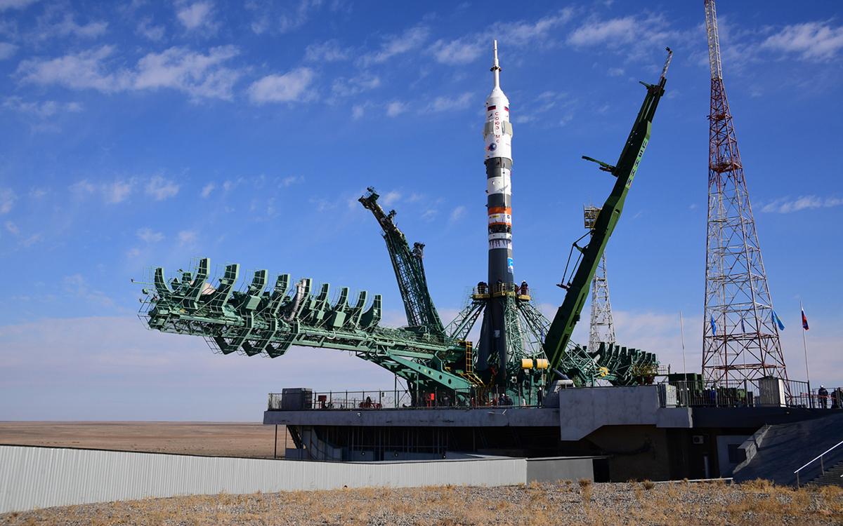 Ракету с российским киноэкипажем назвали именем второго космонавта Земли