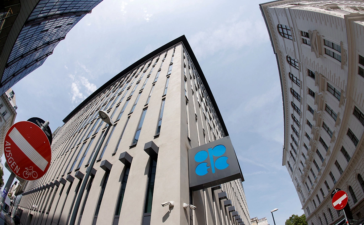 Leonhard Foeger / Reuters