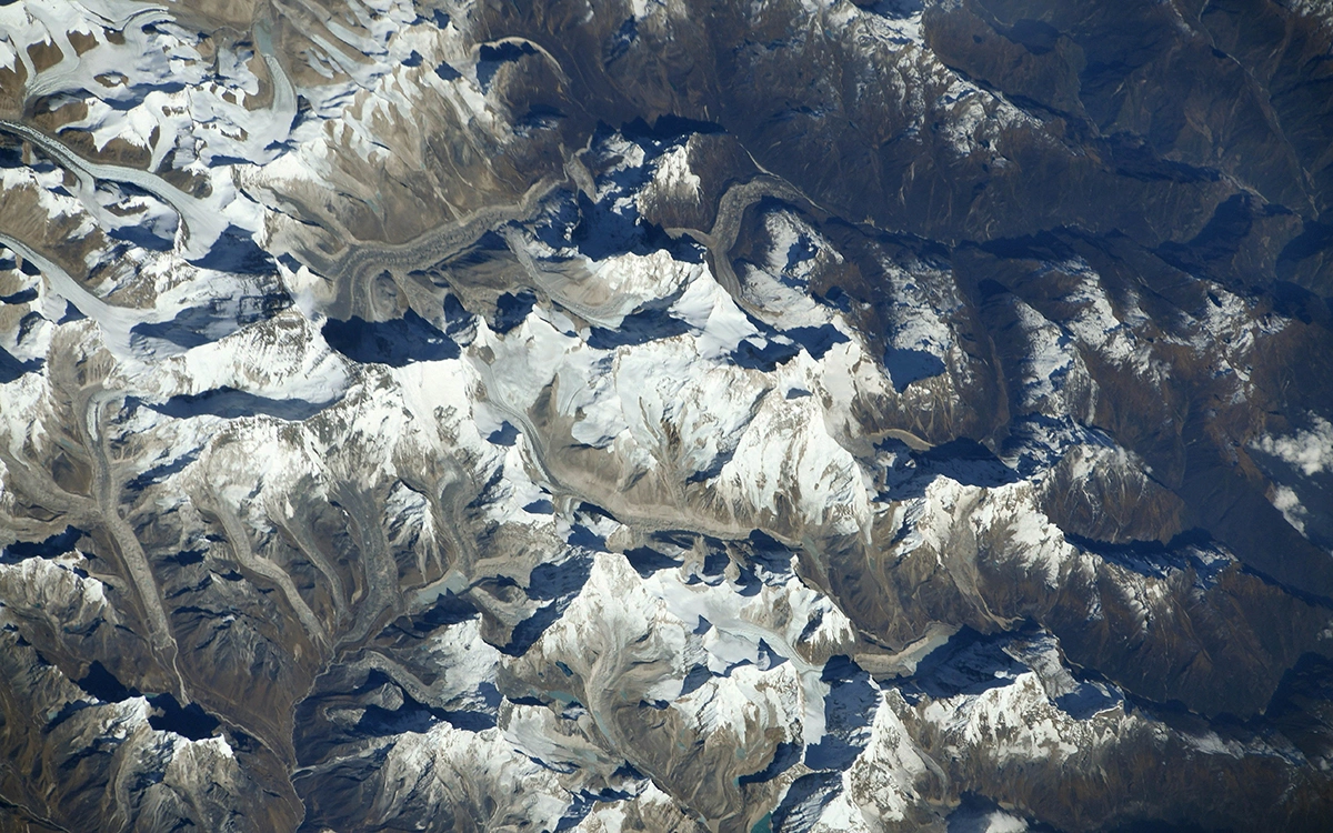 <p>&nbsp;Гималаи, включая Эверест. Вид сверху</p>