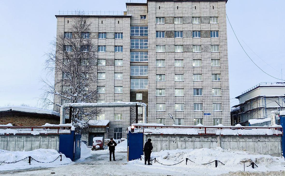 Обстановка у здания центра профессиональной подготовки МВД, Сыктывкар, 15 января 2026&nbsp;г.