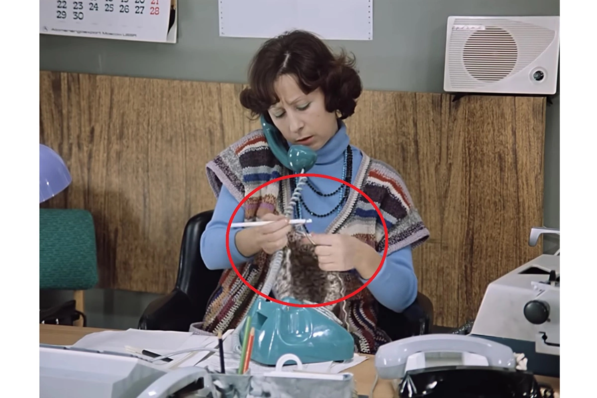 Кадр из фильма «Служебный роман» режиссера Эльдара Рязанова, 1977 год