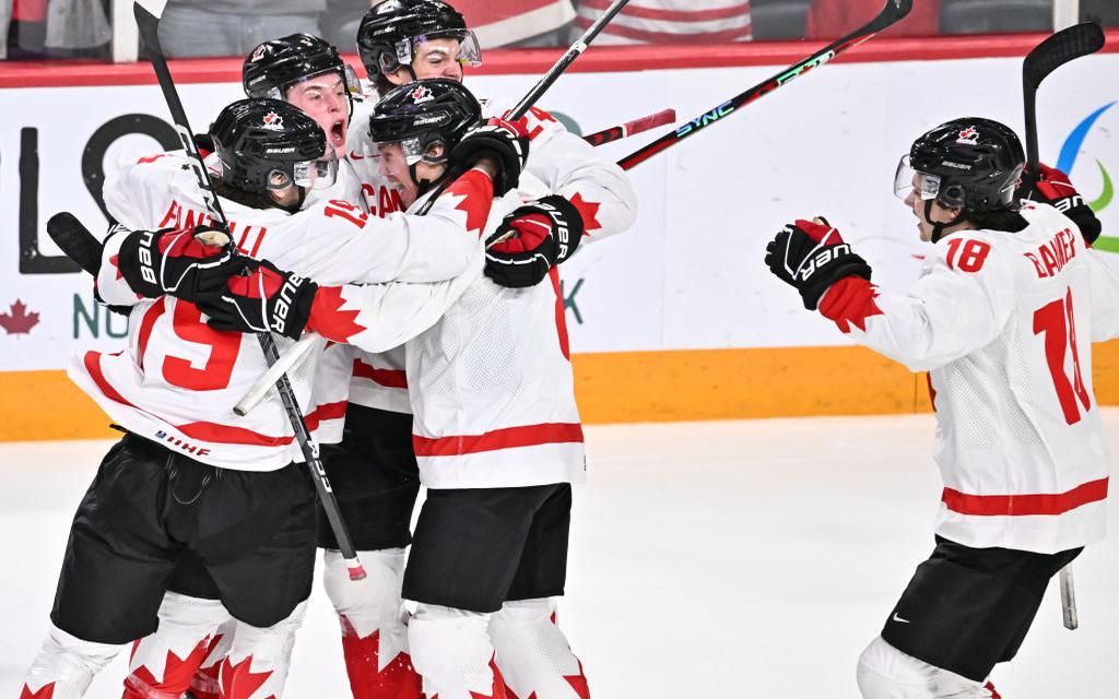 Сборная Канады 20-й раз выиграла молодежный чемпионат мира по хоккею