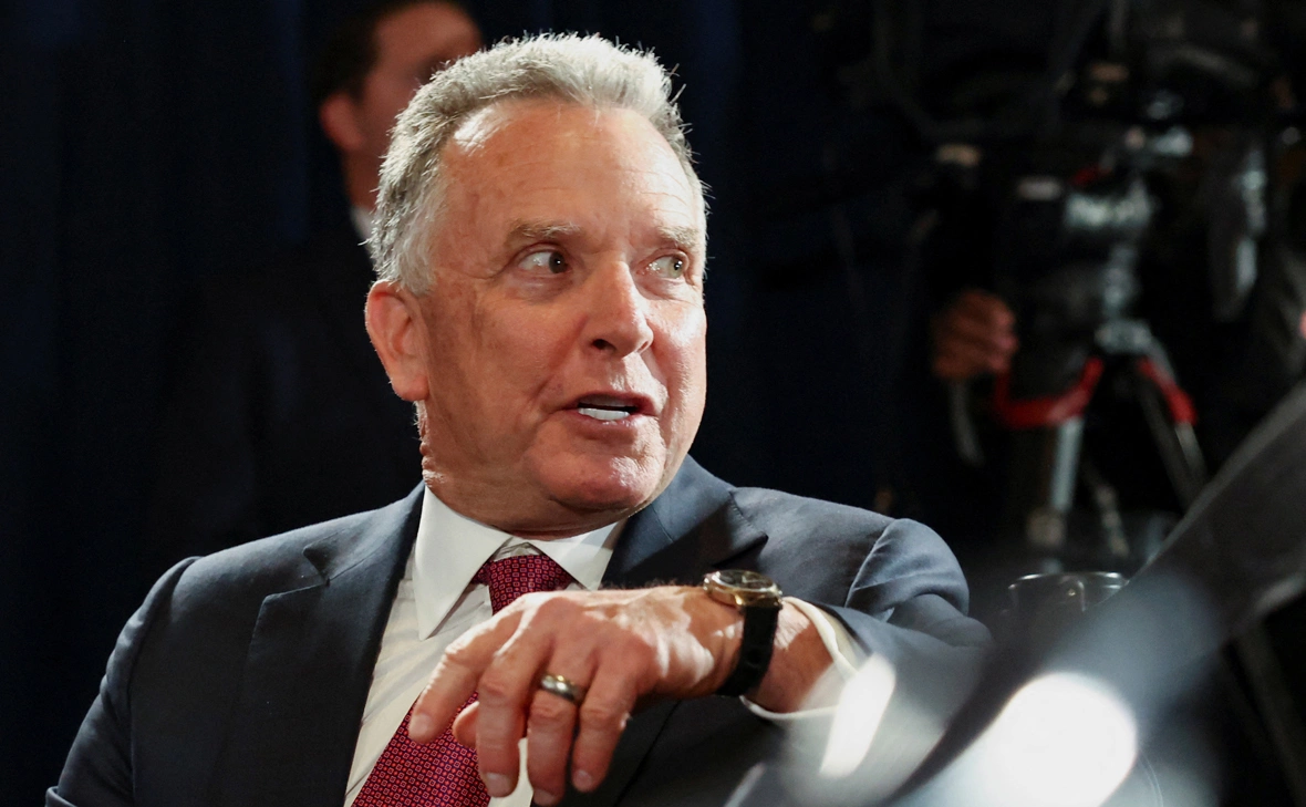 Kevin Lamarque / Reuters