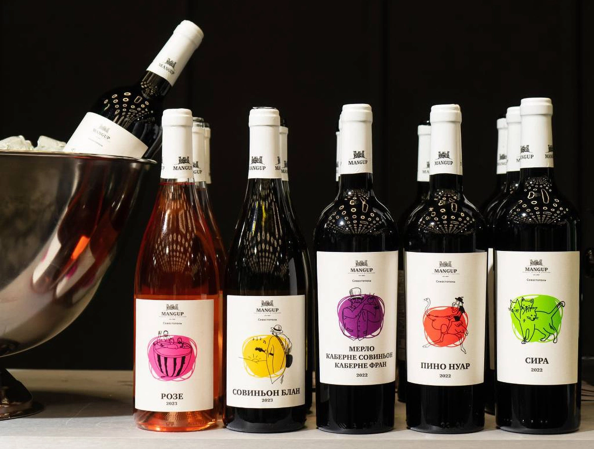 Этикетки с легендой: 10 историй о создании этикеток российского вина