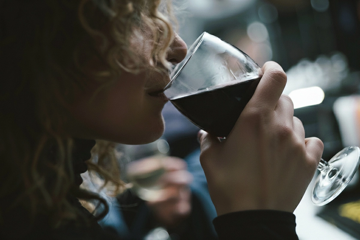 От личной истории до здоровья: что важно молодежи в вине