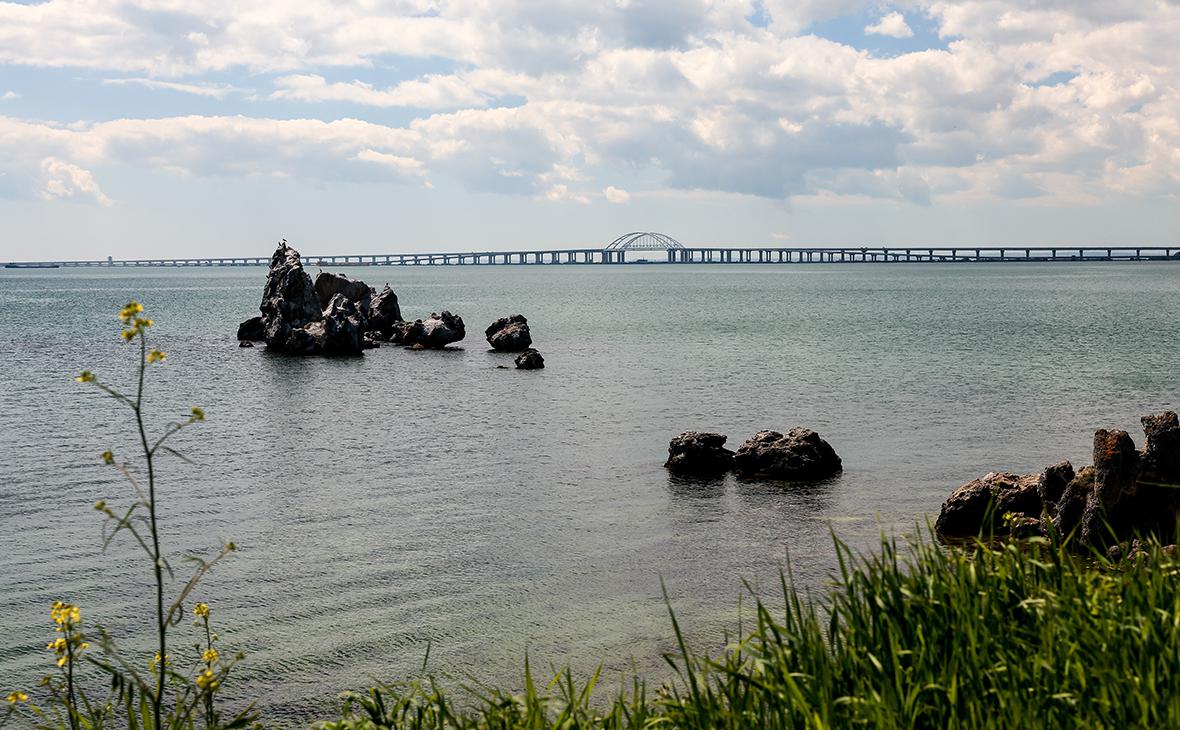 Крымский мост закрыли для движения транспорта