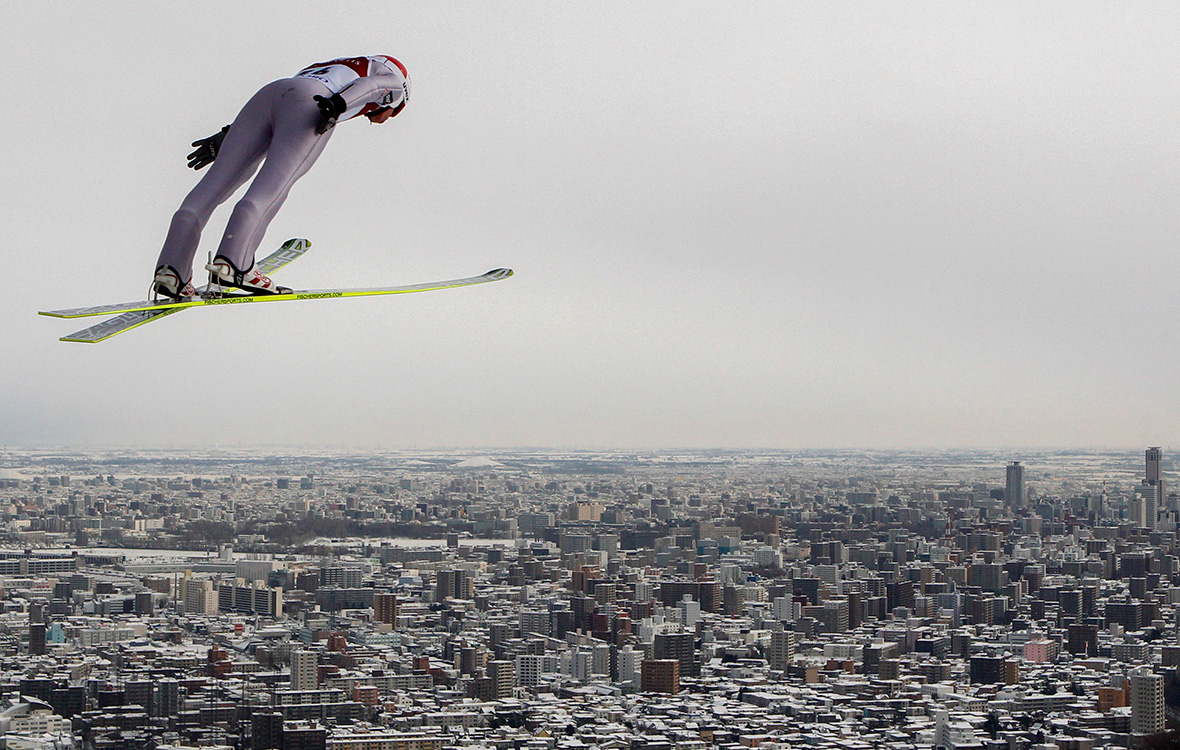 Участник кубка мира по прыжкам на лыжах с трамплина в Саппоро. 29 января 2012 года
