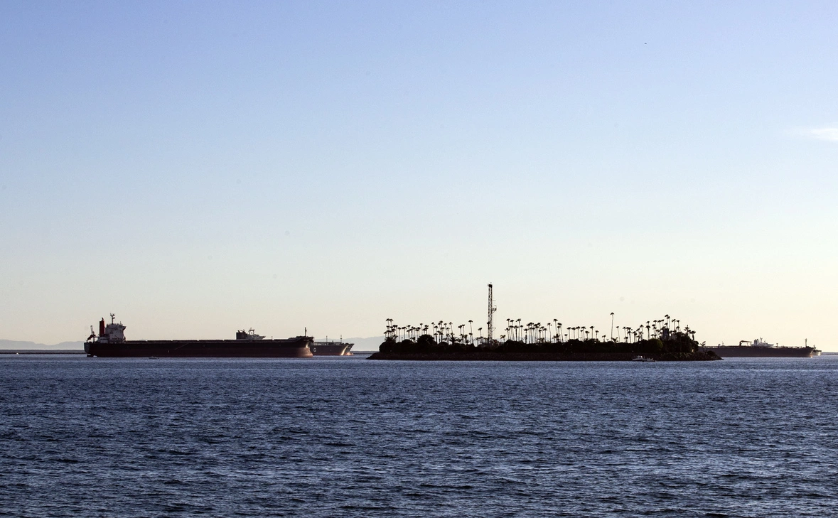 ETIENNE LAURENT / EPA / ТАСС