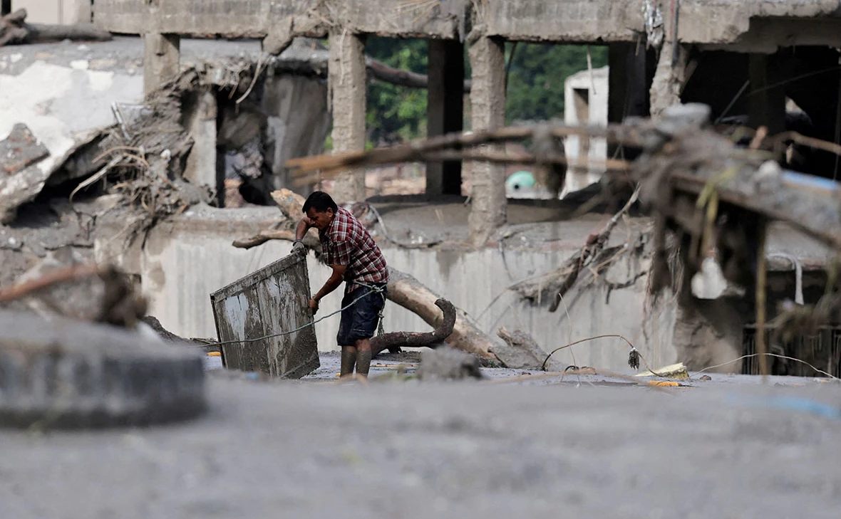 Navesh Chitrakar / Reuters