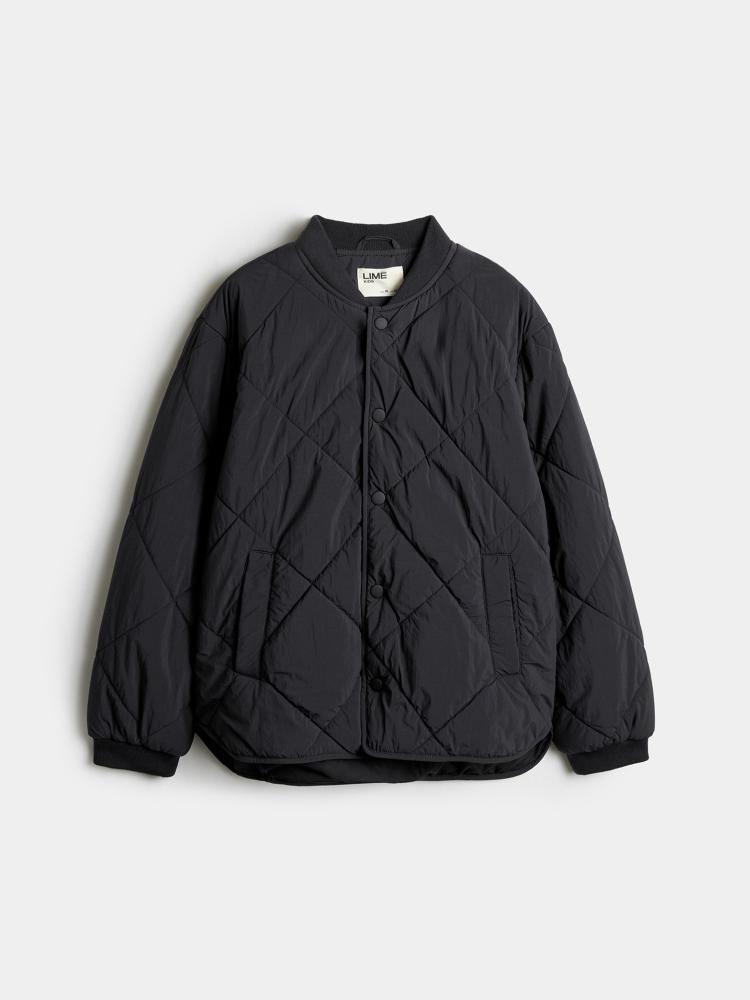 Непромокаемая стеганая куртка-бомбер Lime, 3999 руб. (lime-shop.com)