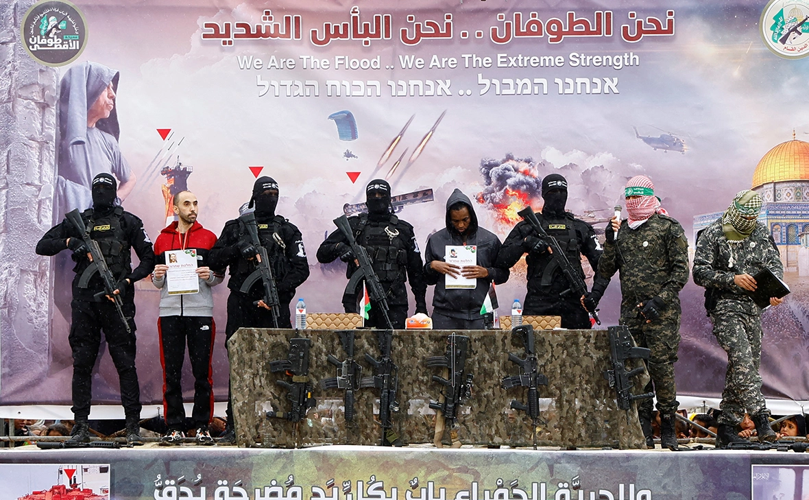 Hatem Khaled / Reuters