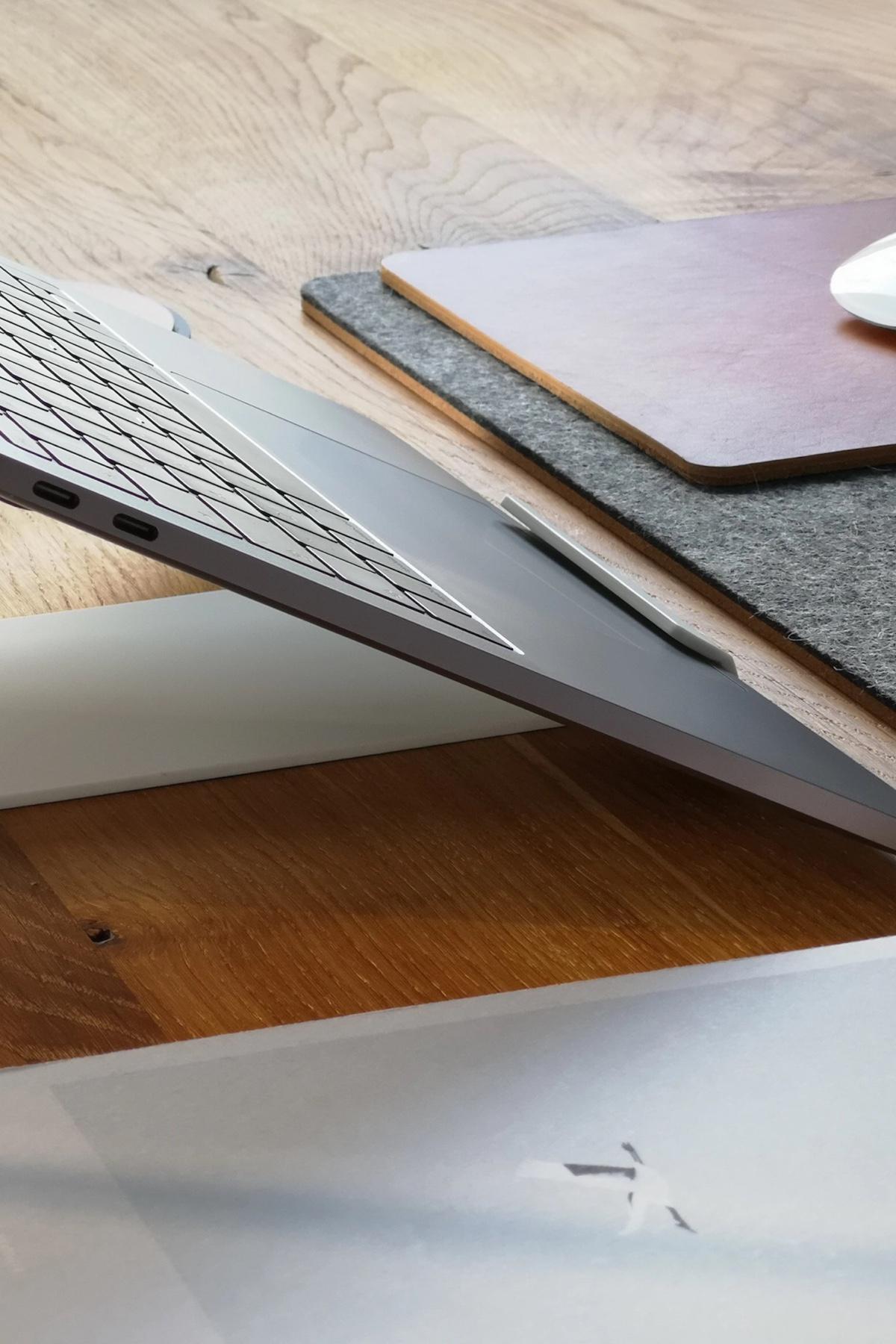 Если каждый день запоминать несколько слов, то уже через пару месяцев можно ощутить заметный результат