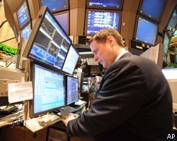 Индекс Dow Jones по ходу торгов упал на рекордные 9%