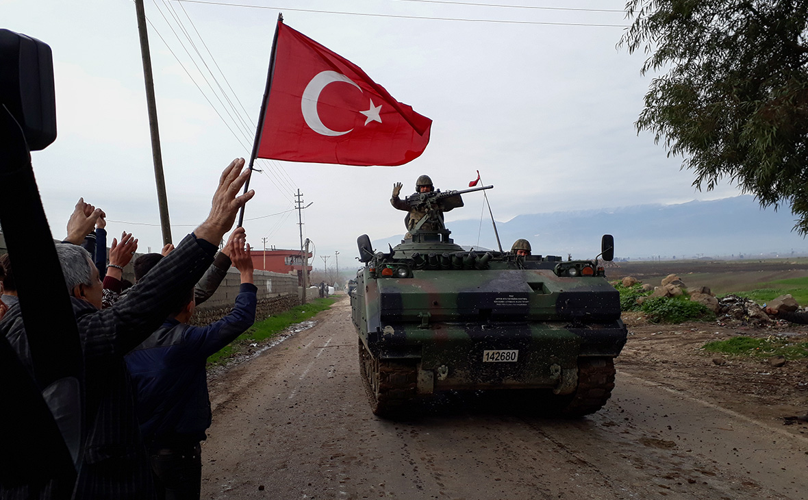 Встреча турецких военных в приграничной деревне в провинции Хатай. 21 января 2018 года