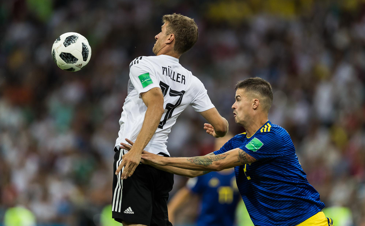 Во встрече Германии и Швеции случилось единственное удаление в матчах ЧМ-2018, прошедших в Сочи. За восемь минут до истечения основного времени поединка с поля за вторую желтую карточку был удален немецкий защитник Жером Боатенг.