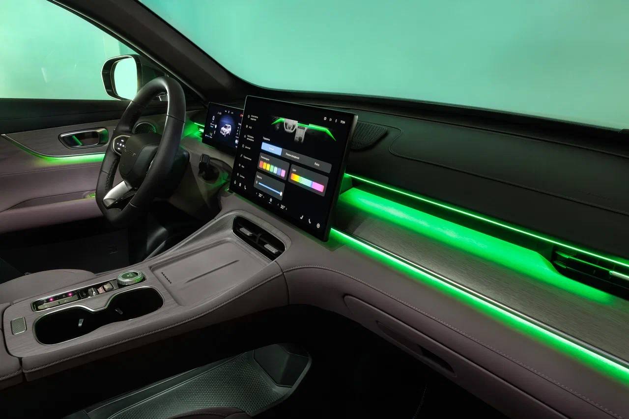 
            Tenet вместо VW. Мы испытали новый кроссовер Т8 калужской сборки
        