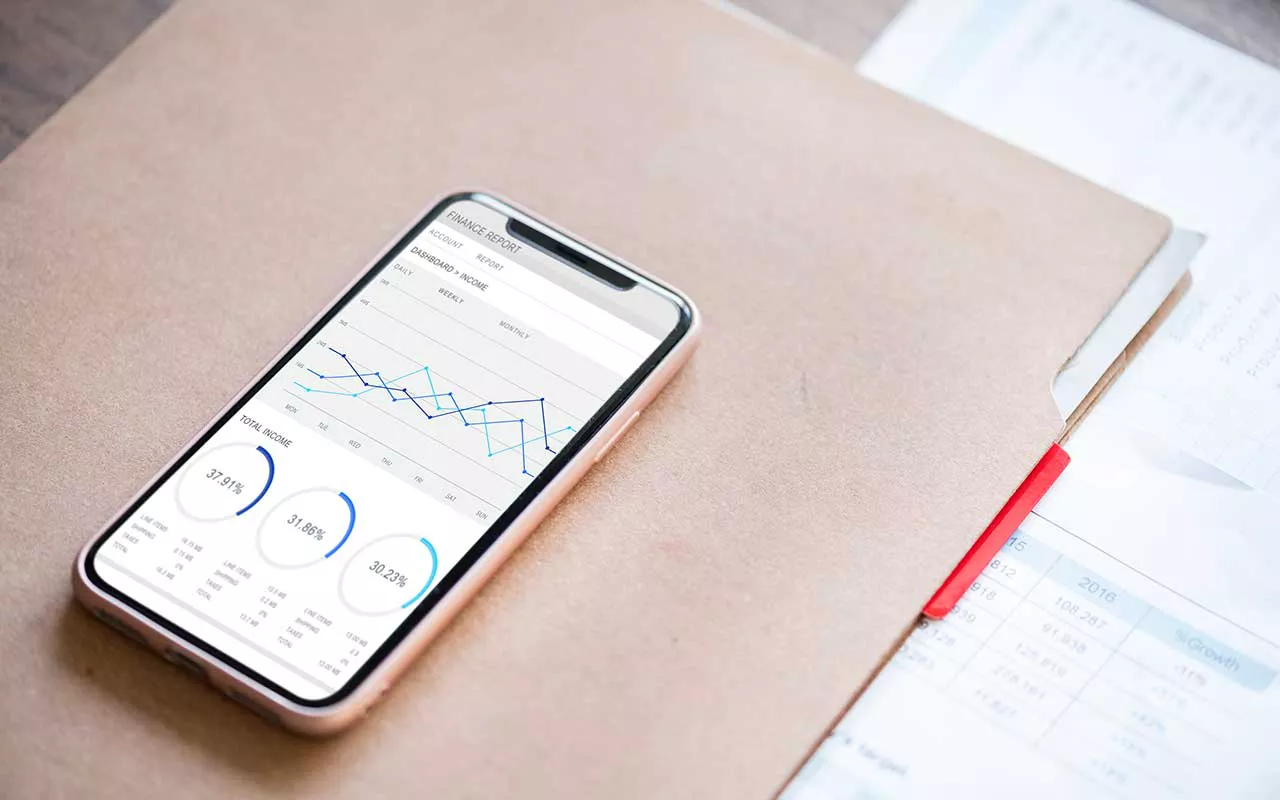 Для начала конкурентного анализа рынка стартапу часто хватает бесплатных версий этих инструментов. Они уже дают массу полезной информации для размышления